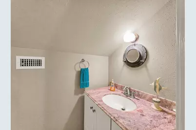 1301 N Monkhouse Drive, Crystal Beach, TX 77650 - Photo 27