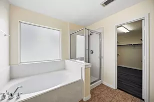 14015 Crossvale Ln, Houston, TX 77047 - Photo 13