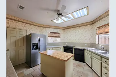 4717 Country Club View, Baytown, TX 77521 - Photo 9