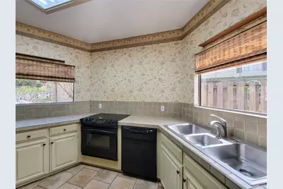 4717 Country Club View, Baytown, TX 77521 - Photo 11