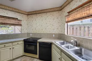 4717 Country Club View, Baytown, TX 77521 - Photo 11
