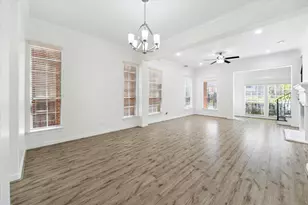 13639 Brookbluff Ln, Houston, TX 77077 - Photo 7