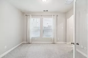 436 N Live Oak St, Houston, TX 77003 - Photo 9