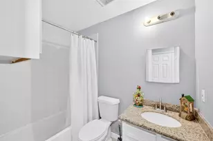 2135 Falling Oaks Rd, Houston, TX 77038 - Photo 17