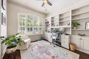 6 N Cochrans Green Cir, The Woodlands, TX 77381 - Photo 5
