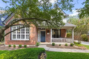 6 N Cochrans Green Cir, The Woodlands, TX 77381 - Photo 1