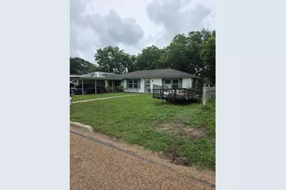 706 Cemetery Avenue, Eagle Lake, TX 77434 - Photo 3
