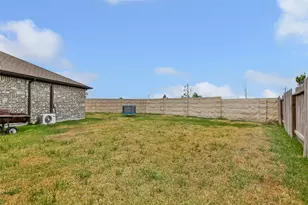 427 Blanco Ln, Dayton, TX 77535 - Photo 29