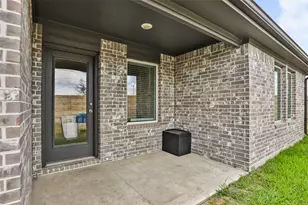 427 Blanco Ln, Dayton, TX 77535 - Photo 5
