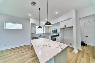110 Luetta St, Houston, TX 77076 - Photo 5