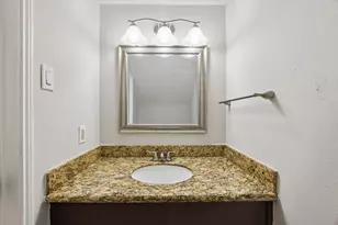9303 Hammerly Blvd, Houston, TX 77080 - Photo 15