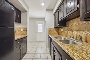 9303 Hammerly Blvd, Houston, TX 77080 - Photo 11