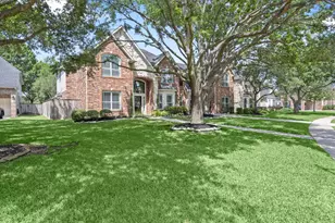 10103 Earlington Manor Dr, Spring, TX 77379 - Photo 5