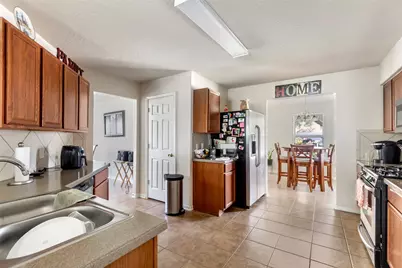 8010 Pickling Lane, Baytown, TX 77521 - Photo 9
