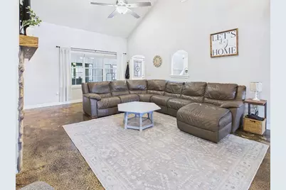 2000 Howard Avenue, Lufkin, TX 75901 - Photo 7