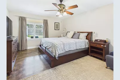 2000 Howard Avenue, Lufkin, TX 75901 - Photo 17