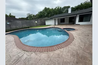 9911 Cedarhurst Drive, Houston, TX 77096 - Photo 21