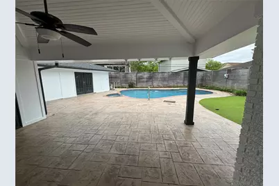 9911 Cedarhurst Drive, Houston, TX 77096 - Photo 19
