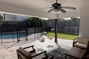 9911 Cedarhurst Dr, Houston, TX 77096 - Photo 25