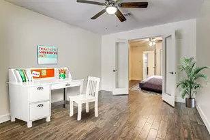 9911 Cedarhurst Dr, Houston, TX 77096 - Photo 17