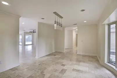 9911 Cedarhurst Drive, Houston, TX 77096 - Photo 9