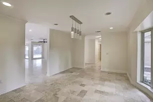 9911 Cedarhurst Dr, Houston, TX 77096 - Photo 9