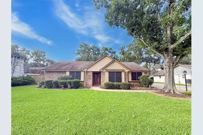 112 Aster Lane, Lake Jackson, TX 77566 - Photo 1