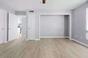 17202 Imperial Valley Dr, Houston, TX 77060 - Photo 9