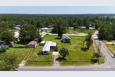 137 White Oak, Onalaska, TX 77360 - Photo 1