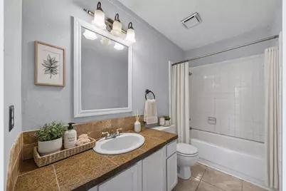 6426 Old Chatham Lane, Houston, TX 77035 - Photo 35