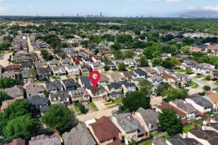 6426 Old Chatham Ln, Houston, TX 77035 - Photo 47