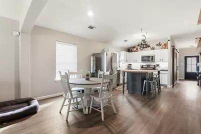 122 Easton Glen Lane, Dickinson, TX 77539 - Photo 7