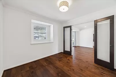 10219 Barwood Drive, Houston, TX 77043 - Photo 9