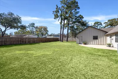 10219 Barwood Drive, Houston, TX 77043 - Photo 29