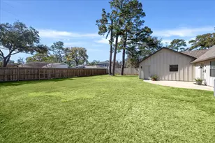 10219 Barwood Dr, Houston, TX 77043 - Photo 29
