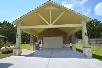 320 Dahlia Road, Huntsville, TX 77320 - Photo 3