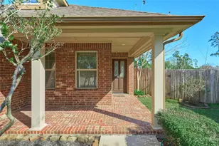 31878 Forest Park Trail, Conroe, TX 77385 - Photo 7