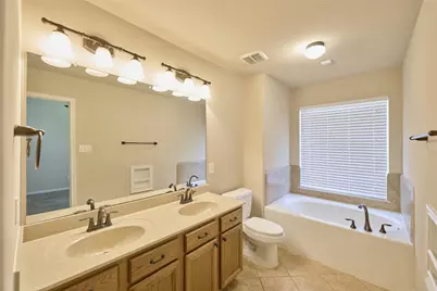 31878 Forest Park Trail, Conroe, TX 77385 - Photo 27