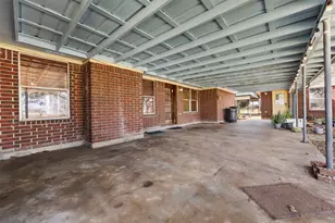 239 County Rd 402, Danbury, TX 77534 - Photo 23