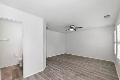 9631 Coyote Creek Drive, Houston, TX 77095 - Photo 19
