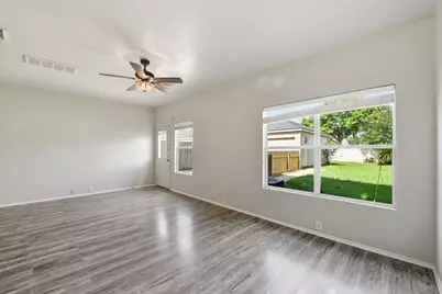9631 Coyote Creek Drive, Houston, TX 77095 - Photo 15