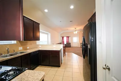 2919 Silverchase Meadows Drive, Houston, TX 77014 - Photo 11