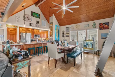 106 Isles End Road, Tiki Island, TX 77554 - Photo 5