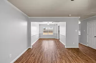 158 Bristol Bend Ln, Dickinson, TX 77539 - Photo 13