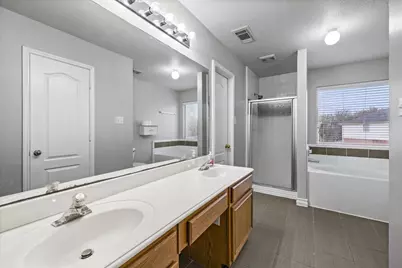 158 Bristol Bend Lane, Dickinson, TX 77539 - Photo 31