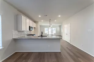 10645 Altitude Wy, Conroe, TX 77303 - Photo 5