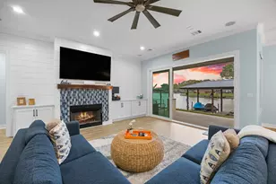 341 Holiday Ln, Coldspring, TX 77331 - Photo 9