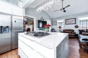 1815 Ursuline St, Galveston, TX 77550 - Photo 17