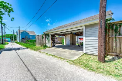 1815 Ursuline Street, Galveston, TX 77550 - Photo 35