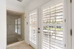 11739 Wood Ln, Houston, TX 77024 - Photo 27